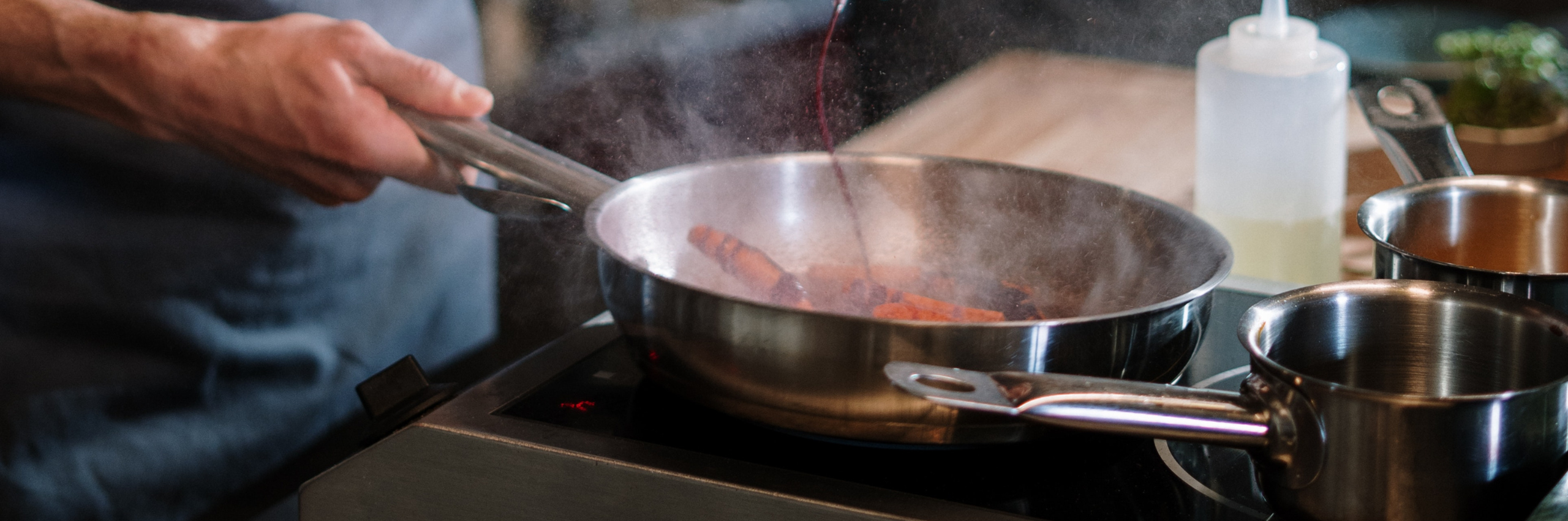 How to calculate and optimize your restaurant labor cost