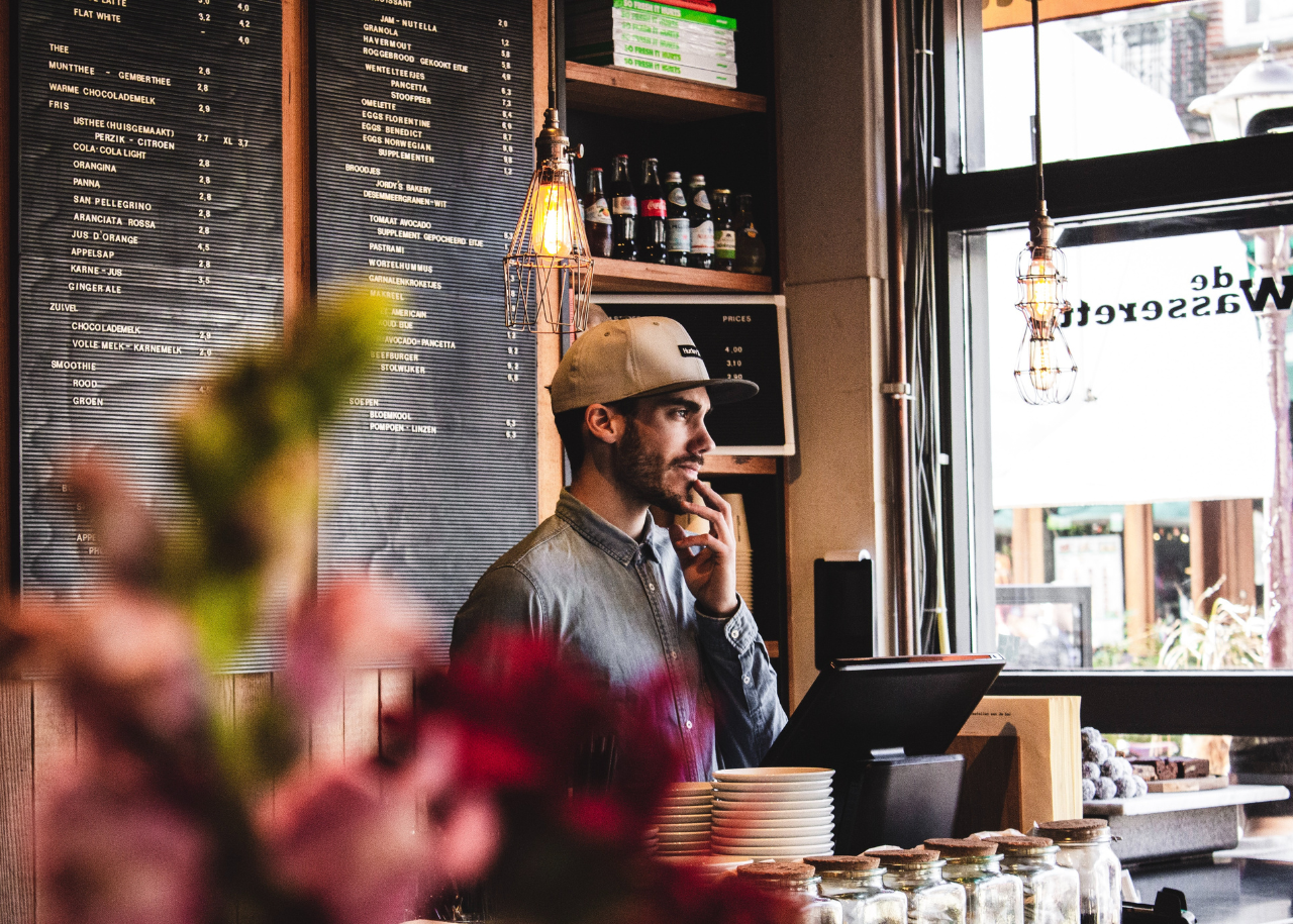 What is flextime? Types, benefits, and examples of flextime schedules